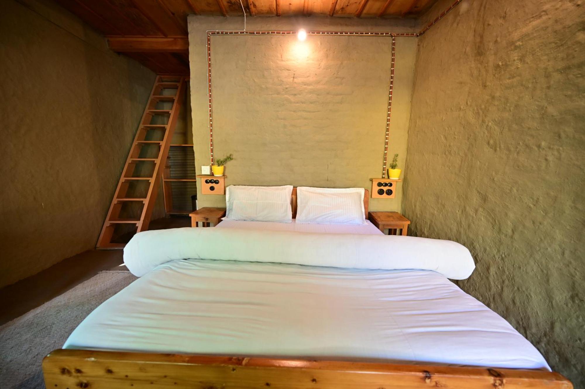 Himalayan Mud Resort Kasol Exterior foto
